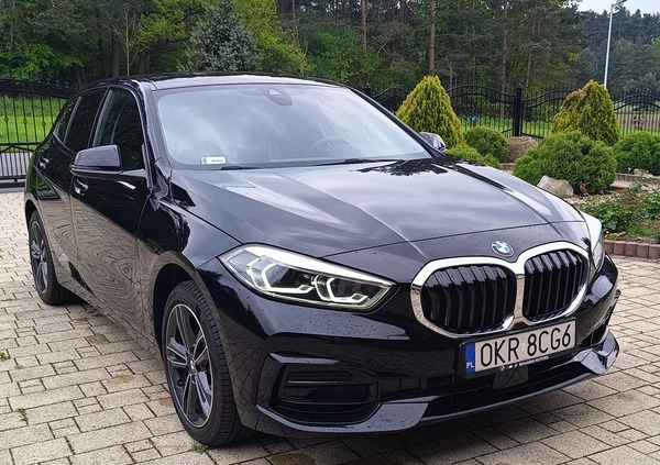 BMW Seria 1 cena 122000 przebieg: 14000, rok produkcji 2021 z Krapkowice małe 191
